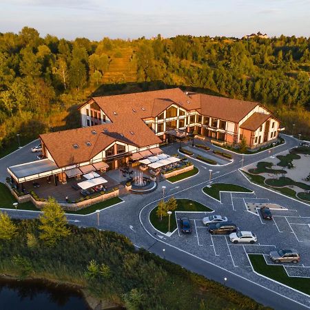 Equides Club Hotel Lesniki Ngoại thất bức ảnh