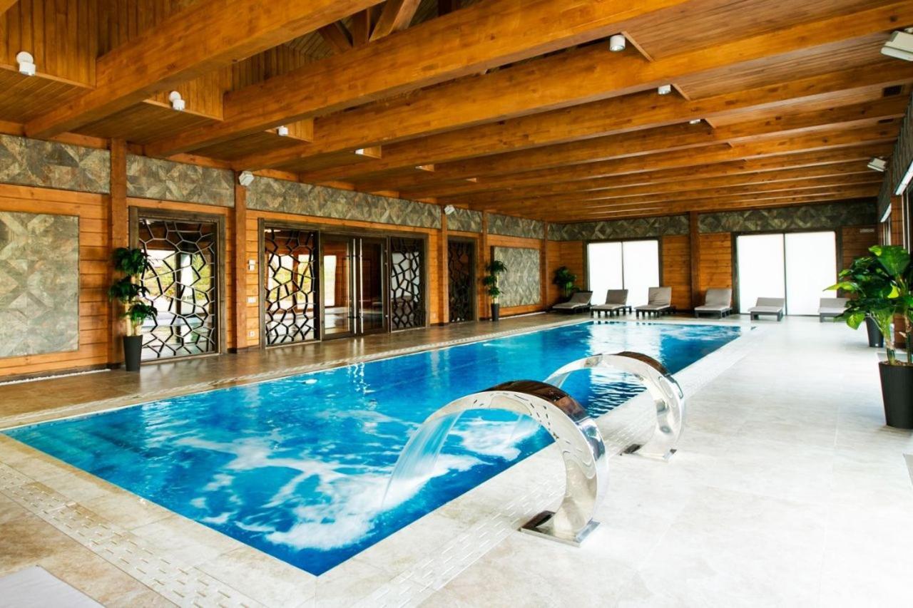 Equides Club Hotel Lesniki Ngoại thất bức ảnh